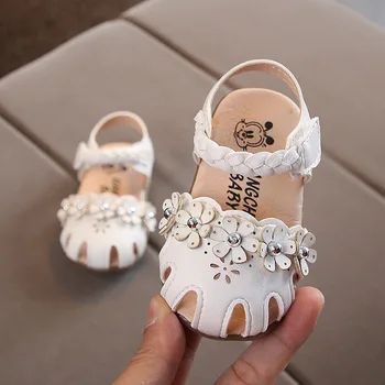 Lindo Floral Bebê Recém-Nascido Criança Menina Berço De Calçados De Bebê Menina Sapatos De Sola Macia Estilo Princesa Infantil Prewalker Sapatos De Bebê Para Festa