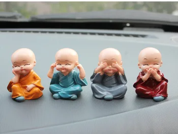 Bonito 4pcs/set Pequeno Monge Figuras de Carro de Decoração, Artesanato,Decoração de Casa de Kungfu Monges Figura Carro Ornamento Buda Menino Acessórios