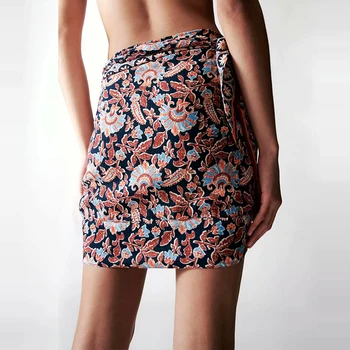 Za 2021 Mulheres Posicionamento de Impressão Saias Faldas Mulher de Estilo francês Nó Decoração Feminino Irregular de Mini-Saia BB1529