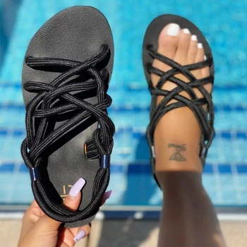 Mulher nova de Verão Sandália Sapatos de Praia Moda Mulheres de Sandálias de Senhoras Curativo Correia Sandlias Deslizamento Casual em Flats Sandles Plus Size