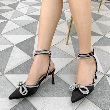 Mulheres Sandálias 2021 Dedo Apontado Arco Estiletes de Strass Único Sapato de Fivela de Casamento de Mulheres Sapatos de Pano de Cetim Sandálias de Salto Alto