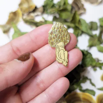 Venda De Cogumelos Bonitos Esmalte Duro Pin Kawaii Planta Legumes Broche De Moda Medalha Emblema Do Pin De Lapela Mochila Decoração Do Presente Da Jóia 2021