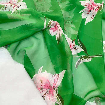 145 cm Largura Costas Verde da Flor do Lírio Impresso Fino Tecido Chiffon Vestido de Verão Para Mulher Blusa DIY Pano de Costura