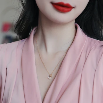 Clássico H-Letra Pingente Colar Curto coreano de Jóias de Moda Gótica da Menina de Festa de Luxo Clavícula Cadeia Conjunto de Gargantilha Para Mulher