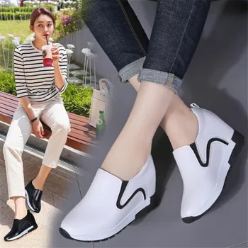 Dentro da intensificação sola grossa pequena e sapatos brancos, mulheres de primavera do novo coreano versátil único lazer líquido vermelho muffin sapatos 5.5 cm
