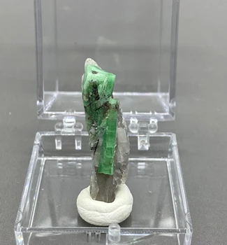Natural, o verde esmeralda mineral gem-grau de cristal amostras de pedras e cristais de quartzo os cristais de tamanho da caixa de 3,4 cm