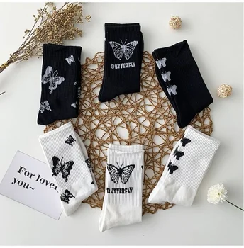 Kawaii médio tubo de borboleta de impressão meias meias femininas esportes tendência preto e branco e divertido cute feliz Japonês meias de senhoras
