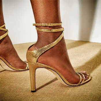 2021 Sandálias da Moda de Ouro Serpentina Mulheres Sandálias de Salto Alto dedo do pé Aberto Cinta de Tornozelo com Fivela de Cinta calça Tamanho 35-40 Bombas