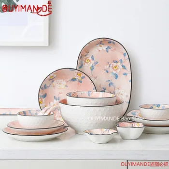 Líquido vermelho chá de flor de taças e pratos de louça de cerâmica Japonesa underglaze cor família tigela de arroz hotel pratos