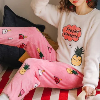 Mulheres pijama conjunto de Mulheres Pijamas de Flanela Grossa Ovelhas Bonito Feminina Inverno Quente Conjunto de Pijama de Manga comprida Completa de Calças de Duas peças de 2020