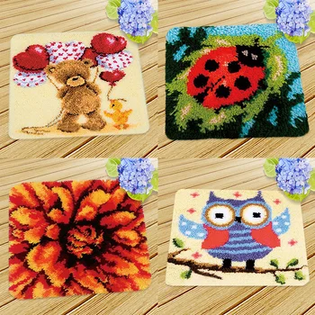 4 Modelos de Trava do Gancho de Kits para as Crianças Iniciantes DIY Almofada Tapete Carpete Bordado com estampa Impressa