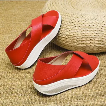 Mulheres Peep Toe Sandálias De Sola Grossa Cruz Casual Mulher Sapatos De Couro Macio, Confortável Deslizamento Em Feminino Calçados De Verão Senhoras Novo