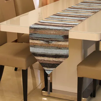 Simples Europeia cor reta de alta precisão corredor da tabela de estilo Europeu, mesa de jantar e mesa de café Americano cama de toalha