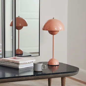 Designer dinamarquês lâmpada de mesa nórdicos pós-moderno estudo bancada de trabalho criativo botão de flor de menina quarto de cabeceira da lâmpada