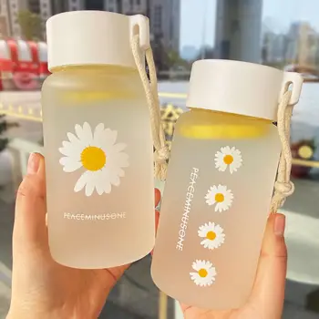 500ml Pequena Daisy Transparente Garrafas de Água de Plástico Livre de BPA Criativo Fosco Garrafa de Água Portátil Com Corda de Viagem Xícara de Chá de