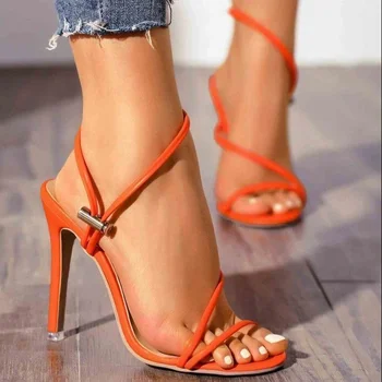 Mulheres Bombas Cobra de Casamento Sapatos de Sandálias de Verão Baixa de Sapatos de Salto PU Gladiador Sapatos de Luxo Mulheres Designers Zapatos De Mulher