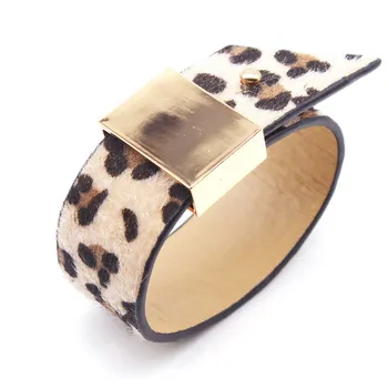 2021 Primavera Novo Leopard Bracelete Pulseiras Para Mulheres Boho Cor De Ouro Botão Vintage Bracelete De Couro De Natal Punk Jóias
