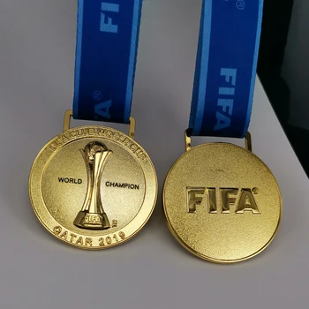 O PSG Taça Mundial de clubes lembrança de futebol campeão medalha de ouro Fã recordações de metal réplica Anti-corrosão e não desaparecendo com caixa