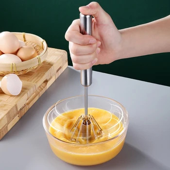 A Pressão da mão Semi-automática Batedor de Ovo de Cozinha de Aço Inoxidável Acessórios Ferramentas de Auto Giro Creme de Utensílios Batedor Manual Mixer