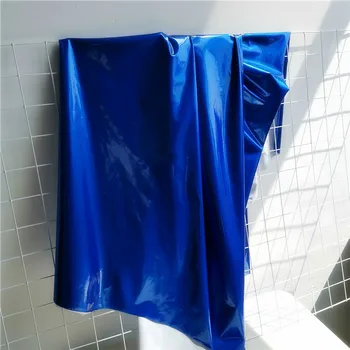 Azul Brilhante de Couro PU Espelho Brilhante e Suave Tecido de Couro Peso Médio de Vestuário, Artesanato em Tecido, por Venda a Metro