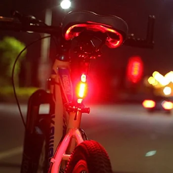 A Luz de bicicleta Impermeável Traseira da Cauda do DIODO emissor de Luz Recarregável USB ou Estilo da Bateria da Bicicleta de Ciclismo de Luz Portátil Acessórios da Bicicleta