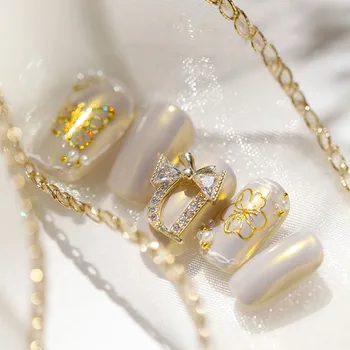 1Pc Ouro/Prata Cores 3D flocos de Neve Strass Unhas Brilhantes Zircão da Arte do Prego da Decoração da Arte do Prego do Salão de Charme Manicure Acessórios