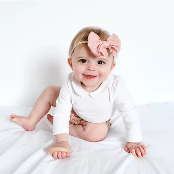 2021 Bebê Meninas De Nylon Arco Nó Tiaras Headwraps Cocar De Recém-Nascidos Com Nervuras Arco Elástico Hairbands Criança Turbante Acessórios